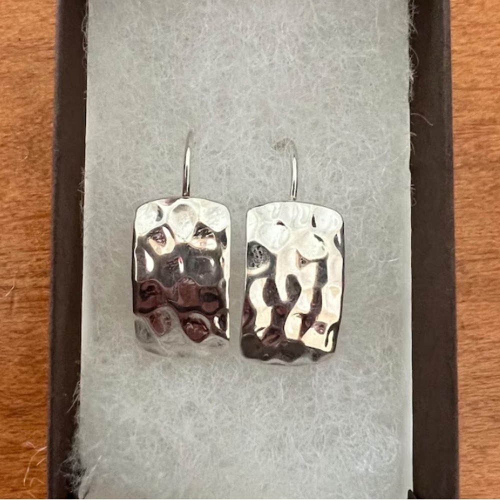 Silpada Elegant Silver Hammered Earrings